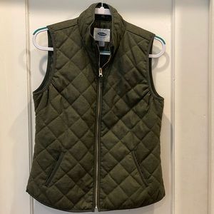 Old Navy Olive Quilted Vest